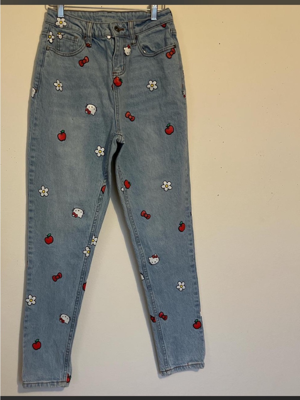 Size 1 Hello Kitty Light Blue High-Rise Jeans with Red & White Embroidery - Picture 1 of 5